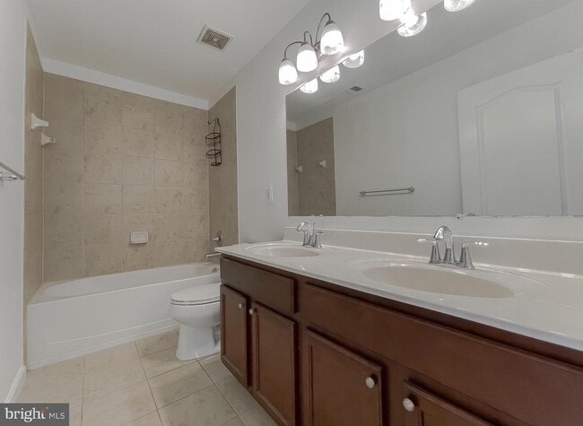 Building Photo - 2728 Coppersmith Pl
