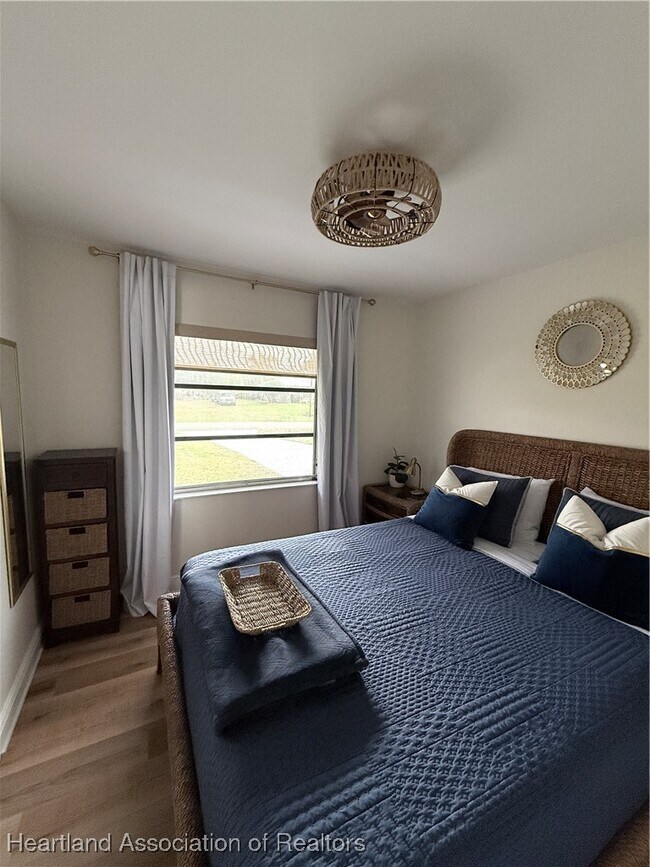 Building Photo - 185 Autumn Ave