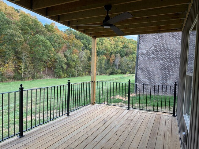 Building Photo - Short term Rental Home!