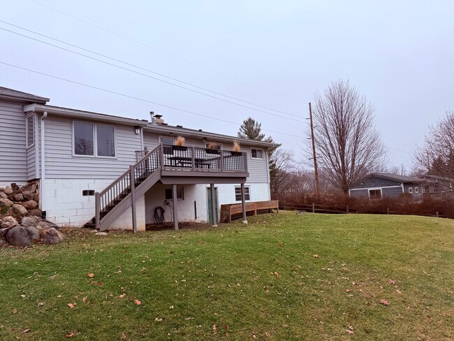 Building Photo - 5039 W Clayton Rd