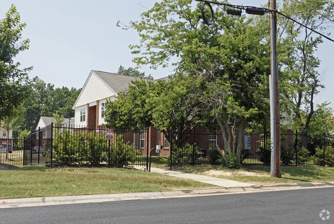 Building Photo - Delmont Village