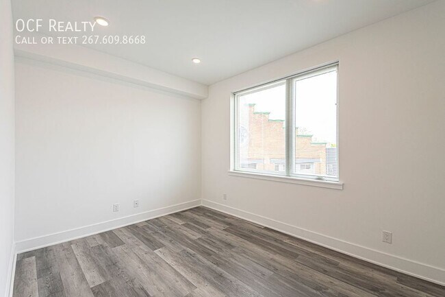 Building Photo - 1245 Ridge Ave