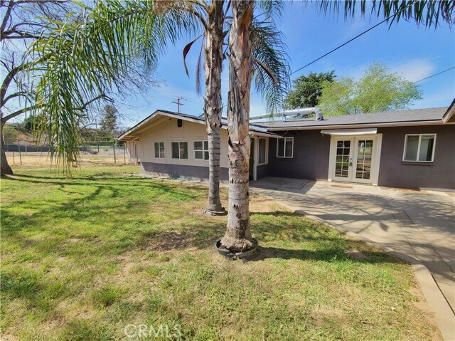 Building Photo - 13195 13195