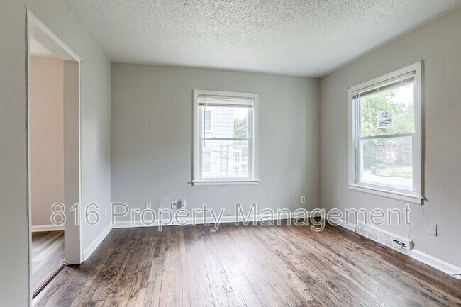 Building Photo - 7433-7435 Arletta Blvd