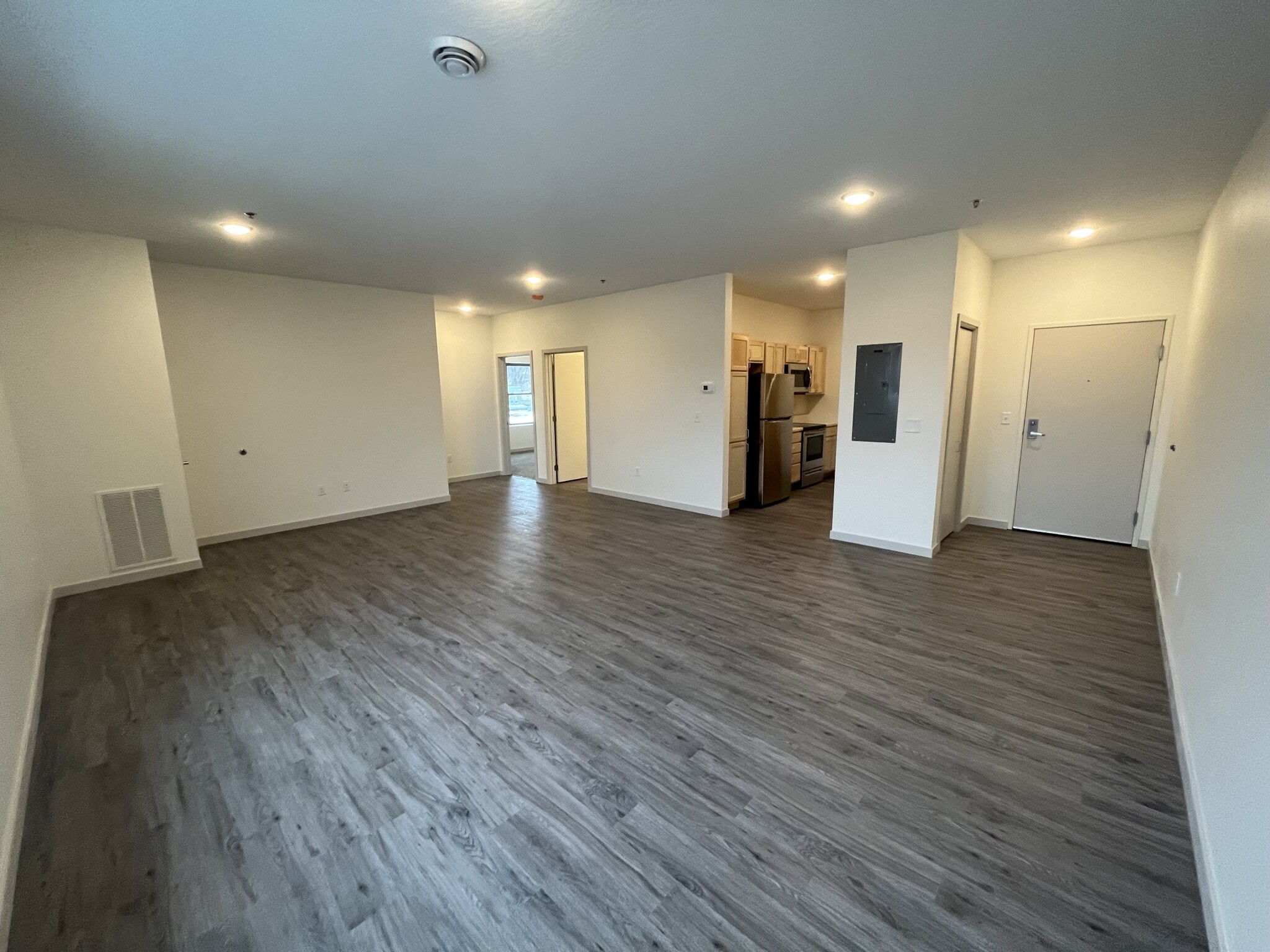 Building Photo - 202 Valley Green Sq