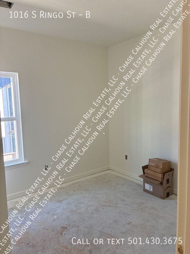 Building Photo - 1016 S Ringo St