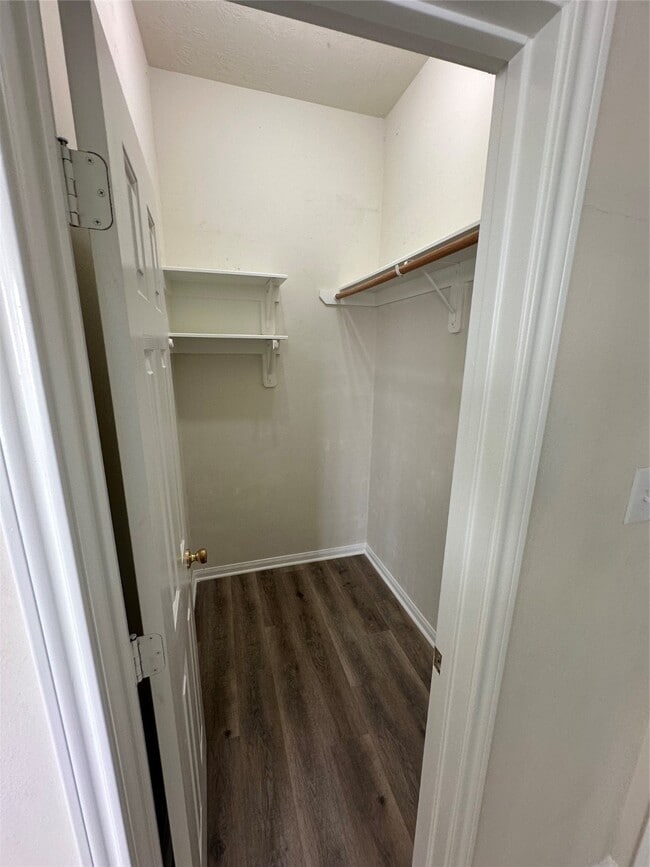Building Photo - 13603 Short Brook Ln