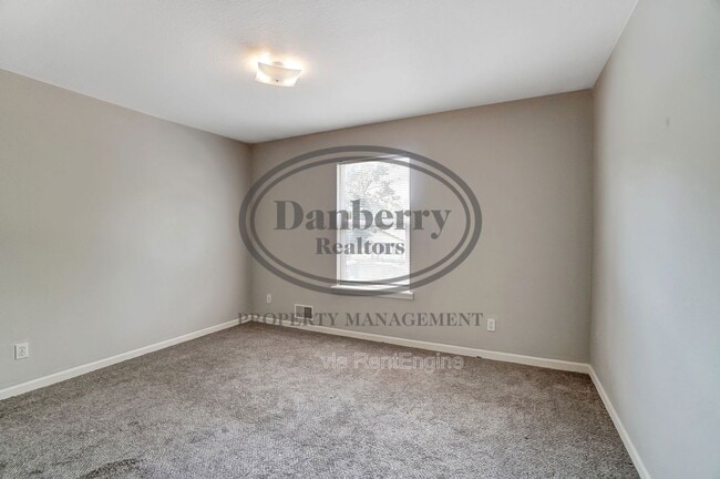 Building Photo - 3612 Willow Run Dr