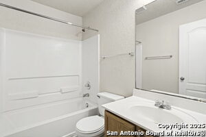 Building Photo - 2614 Sunview Pass