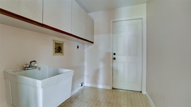 Building Photo - 407 68th Ave Dr W