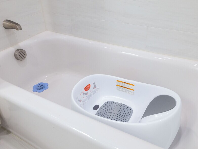 Building Photo - 1 Central Sq