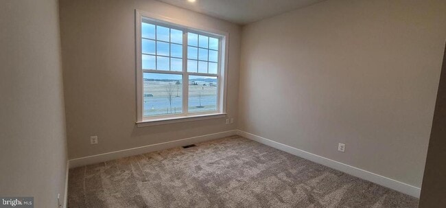 Building Photo - 4940 MacDonough Pl