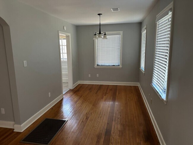 Building Photo - 159 St Agnes Dr