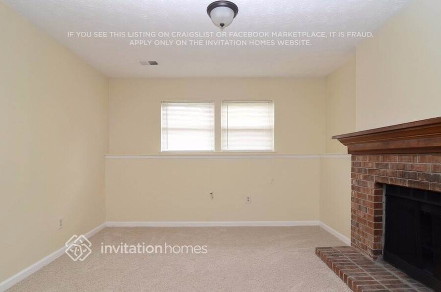 Building Photo - 1060 Heatherwood Ct