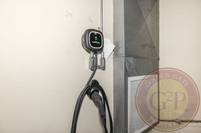 Building Photo - SoMa - 1 BR, 2 BA Loft 975 Sq. Ft. - 3D Vi...