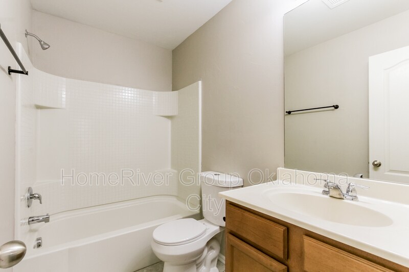 Building Photo - 6136 Cielo Terrace