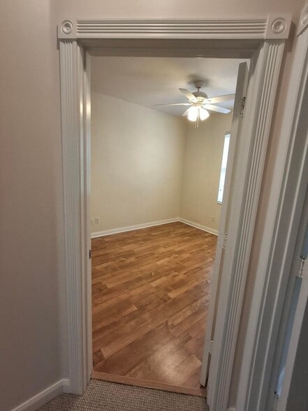 Building Photo - 156 Santa Barbara Way