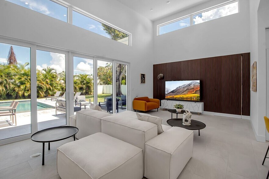 Building Photo - 2231 Wood St