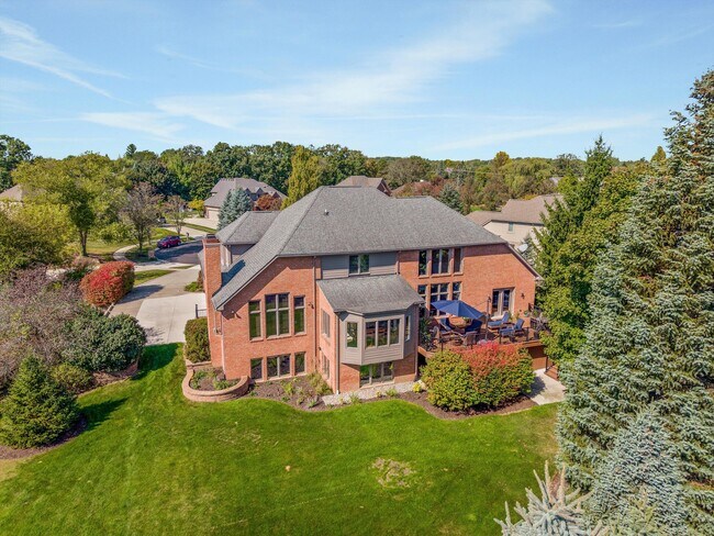 Building Photo - 7040 Royal Villa Ct