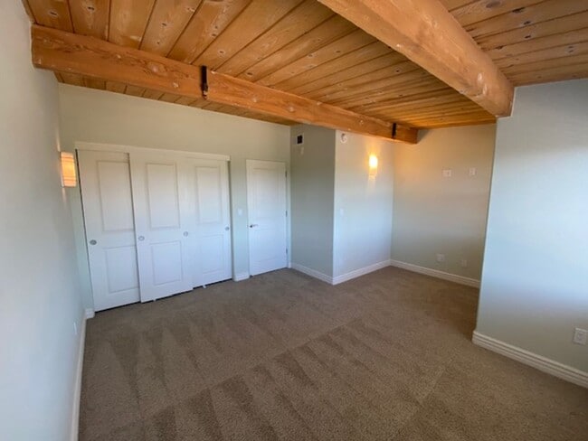 Building Photo - 172 Mar Vista Dr