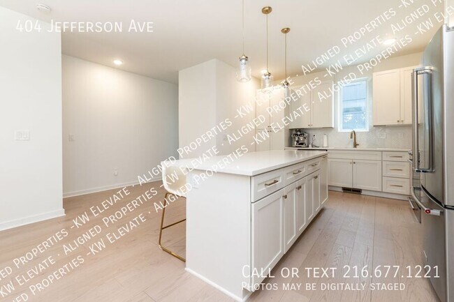 Building Photo - 404 Jefferson Ave