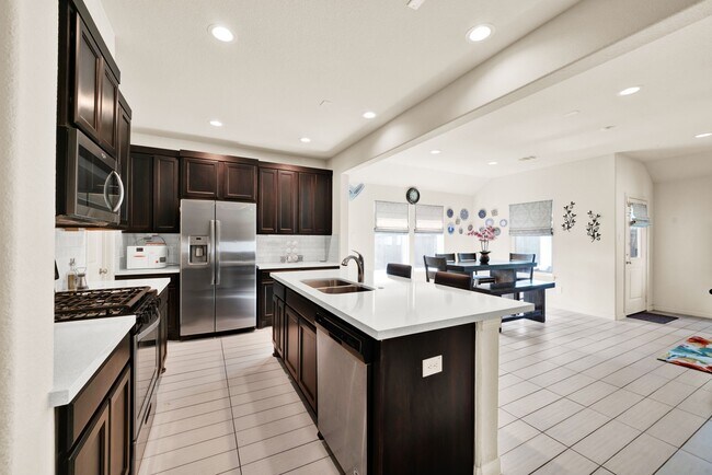 Building Photo - 2503 Hagerman Ct