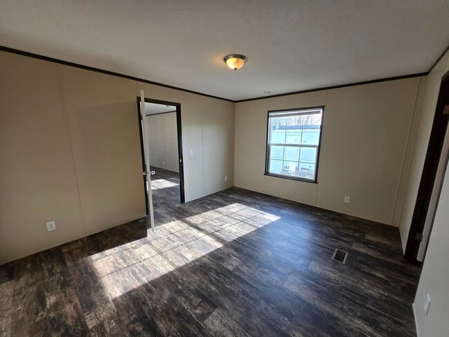 Building Photo - 5973 Frederick St