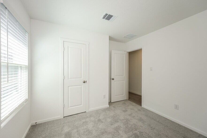 Building Photo - 3316 Mound Rdg