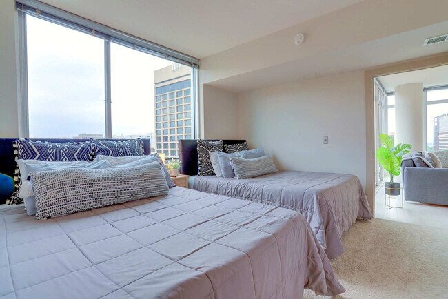 Building Photo - 22202 18th St S