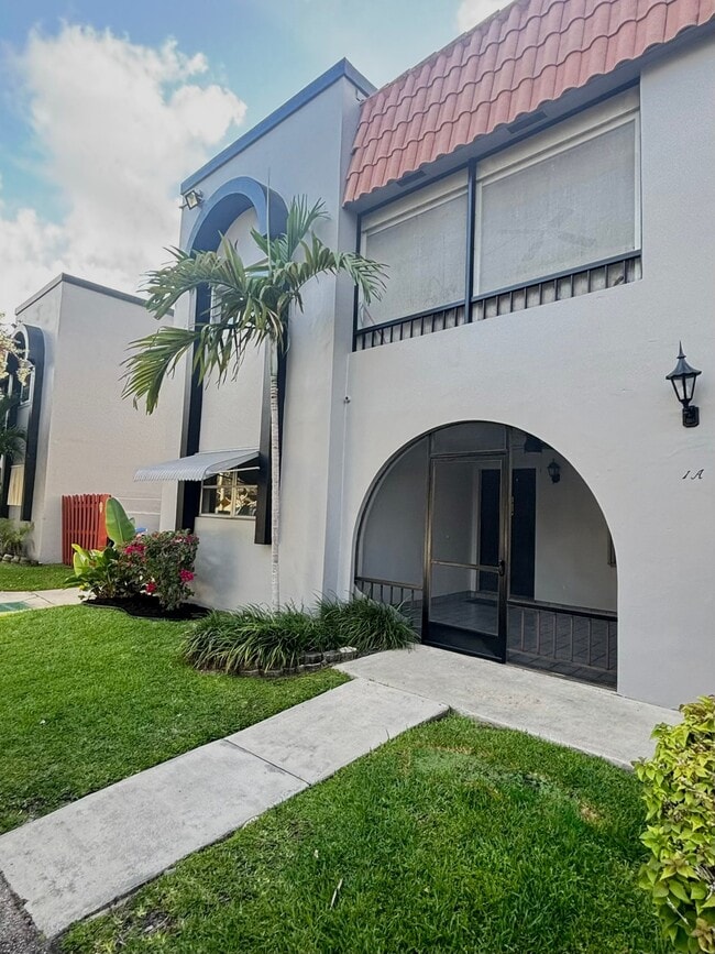 Building Photo - 3851 NW 84th Ave