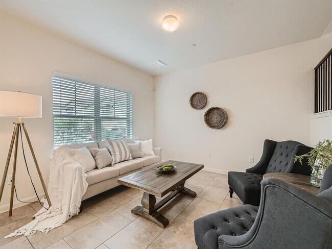 Primary Photo - 1620 Bryant Dr