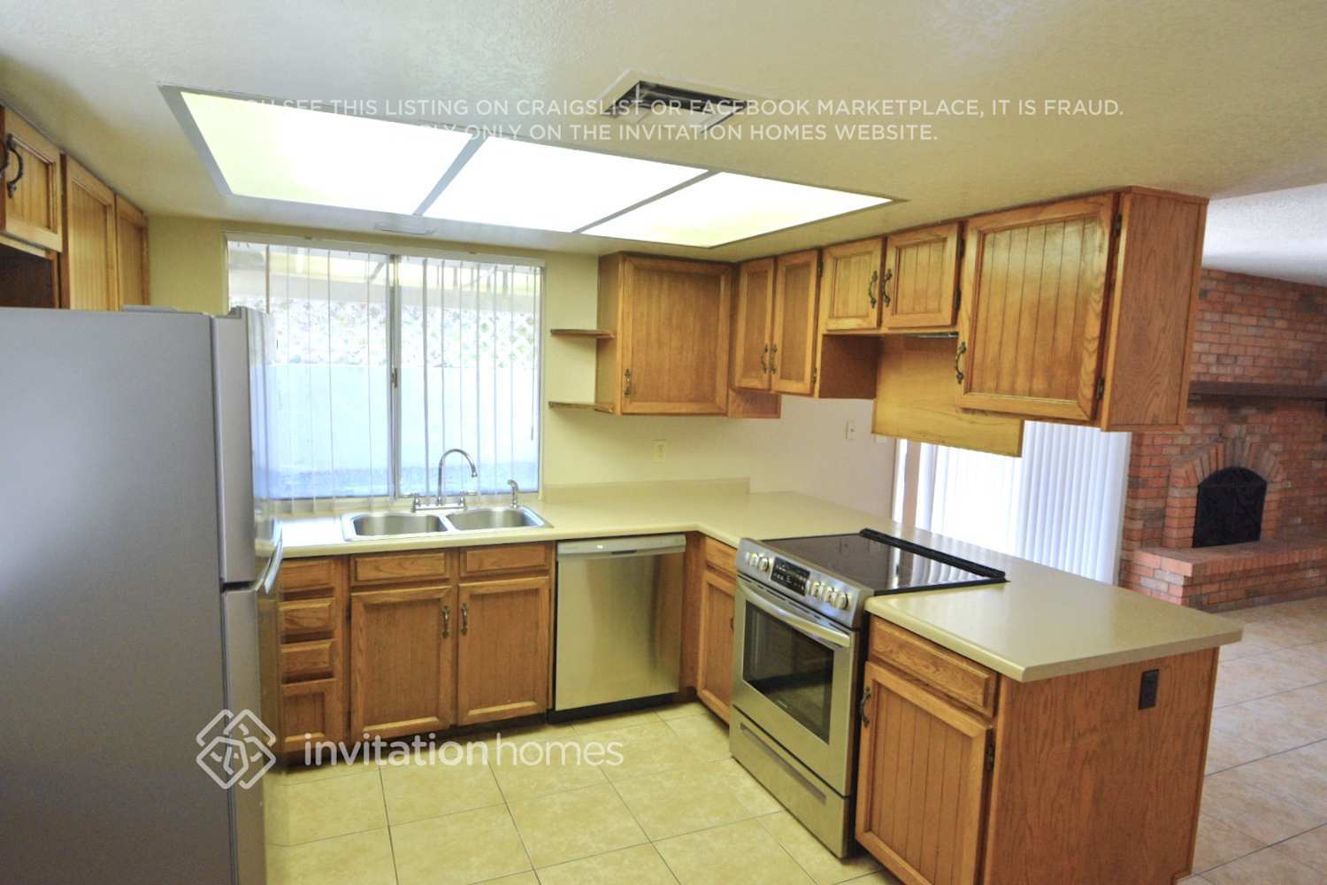 Building Photo - 8804 N 106th Ln
