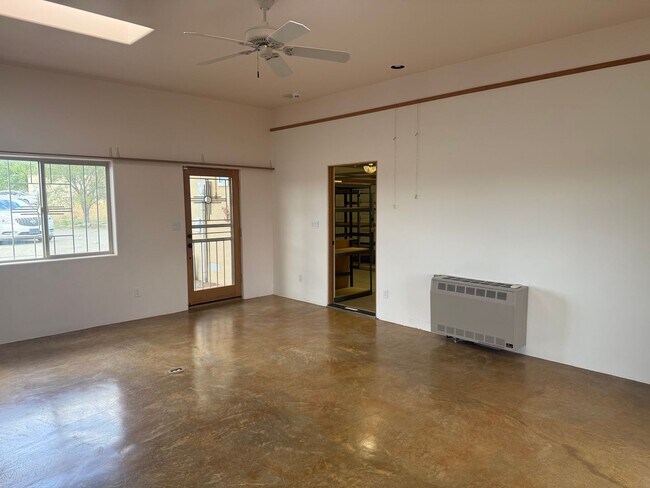 Building Photo - 54 Encantado Loop