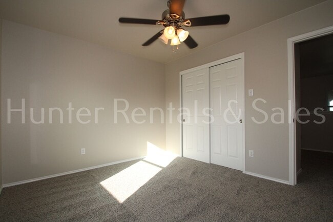 Building Photo - Beautiful Home in Sought-After Harker Heig...