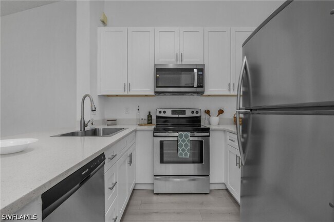 Building Photo - 133 Wading Bird Cir