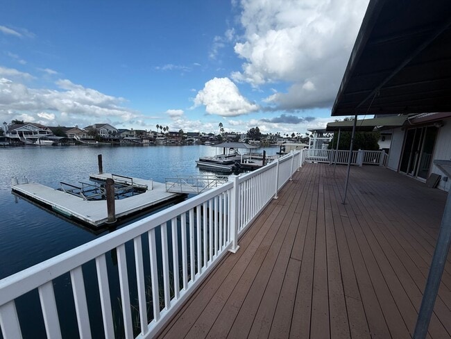 Building Photo - Single Story 3 Bedroom 2.5 Bath