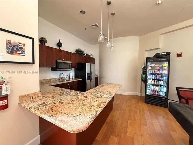 Building Photo - 1830 Radius Dr