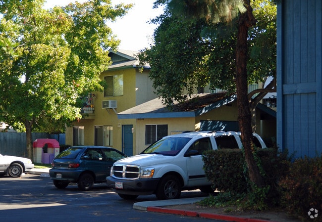 Primary Photo - 625 Van Houten Ave