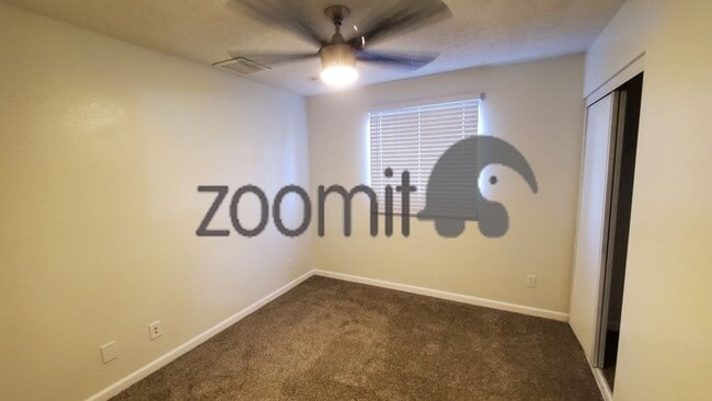 Building Photo - COOMING SOON! Beautifully upgraded house located in the vibrant city of Tempe, AZ