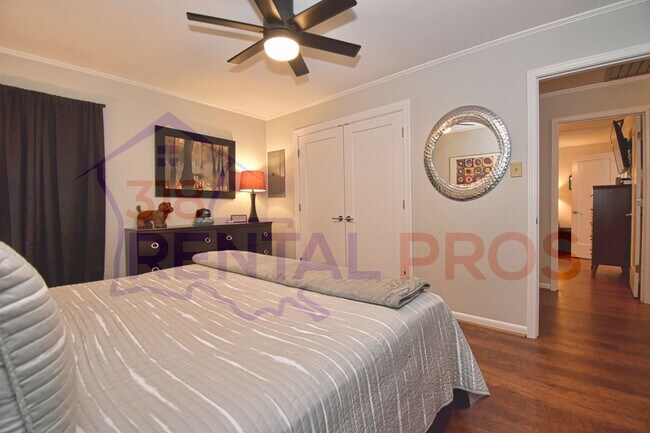Building Photo - 4 Bed, 3 Bath Home in Ruston
