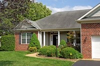 Building Photo - Pet-Friendly One Level Living Waterfront Home