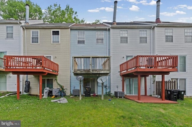 Building Photo - 6957 Rockfield Rd