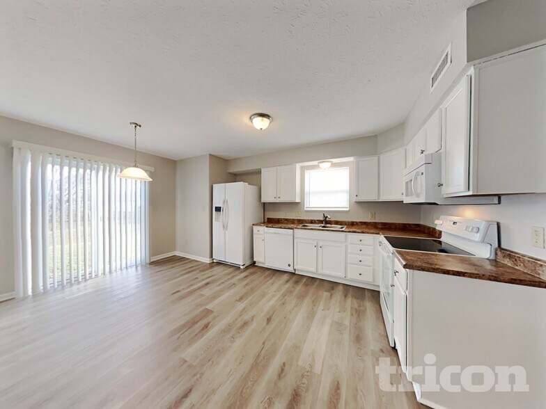 Building Photo - 1485 Bluestem Dr