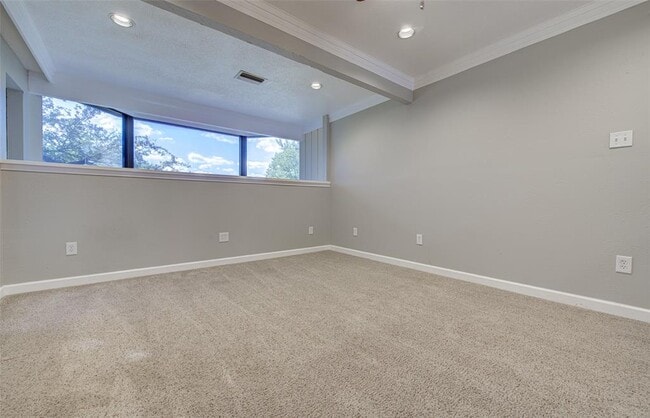 Building Photo - 177 World of Tennis Sq