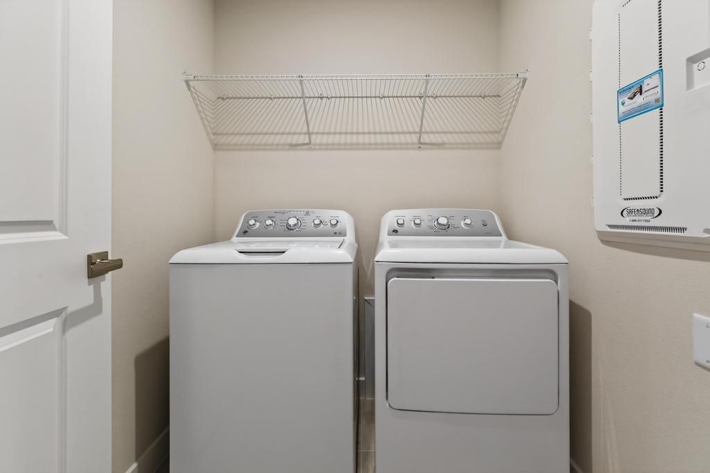 Building Photo - 20 Sabal Ct