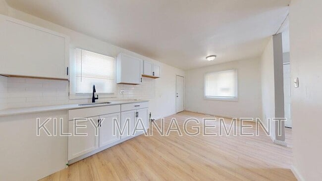 Building Photo - 20435 Griggs St