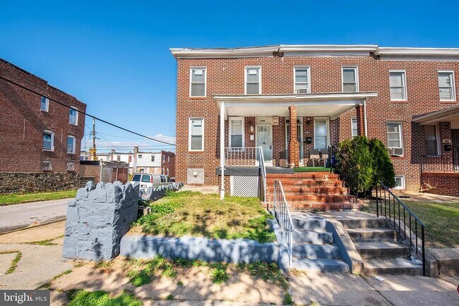 Building Photo - 3300 Ravenwood Ave