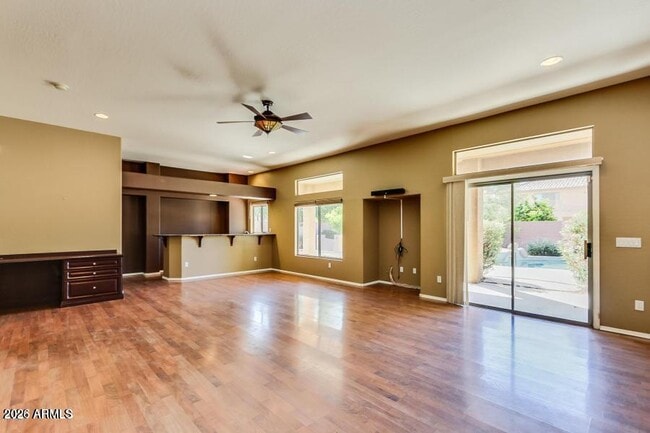 Building Photo - 1705 E Coconino Dr