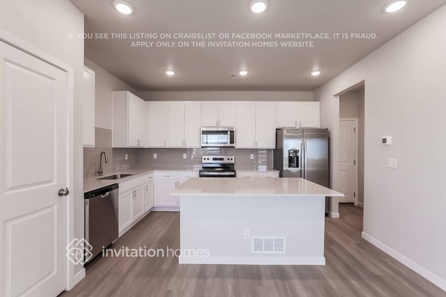 Building Photo - 22605 E 47th Ave