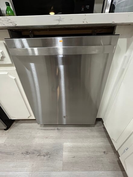 Dishwasher - 17821 Lemon St